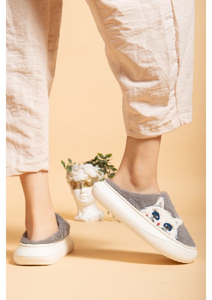 Kadın Kedicik Desenli Peluş Yumuşak Hafif Ses Yapmayan Kaymaz Eva Taban Kışlık Ev Terliği modelleri