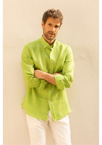 Erkek %100 Keten Fıstık Yeşili Düğmeli Yaka Modern Fit Cepsiz Gömlek fırsatları
