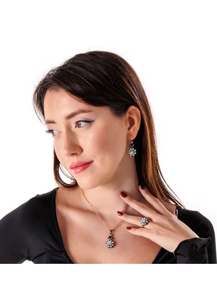 Divanhane Bakır El Yapımı Kristal Taşlı Kararma Yapmaz Kadın Kolye Kutulu fiyatları