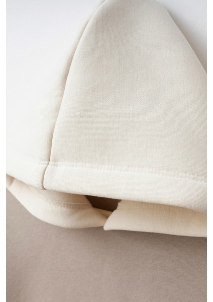 Renk Bloklu Kapşonlu Erkek Çocuk Alt Üst Eşofman Takımı modelleri