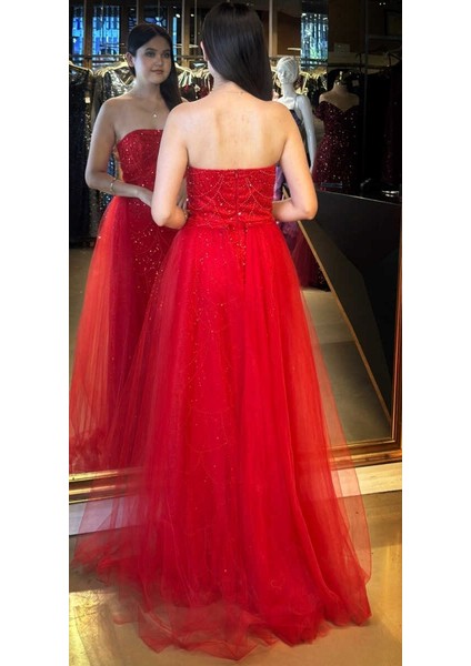 Kırmızı Straplez Yaka Tül Pelerin Etekli Pullu Boncuklu Uzun Abiye Elbise 7705 indirimleri