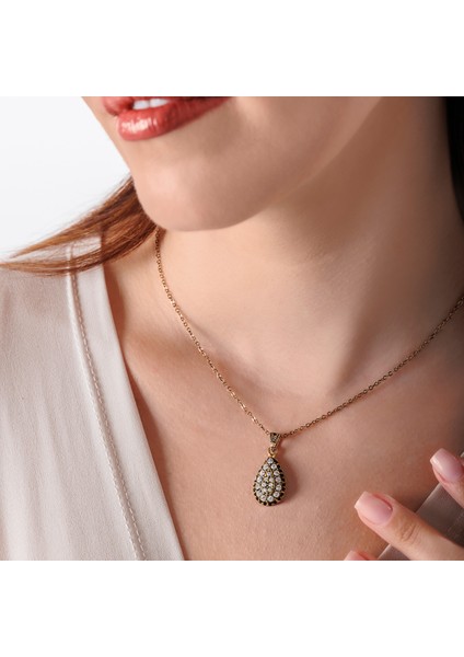 Klasik Su Damlası Bakır El Yapımı Kristal Taşlı Kararma Yapmaz Kadın Kolye Kutulu