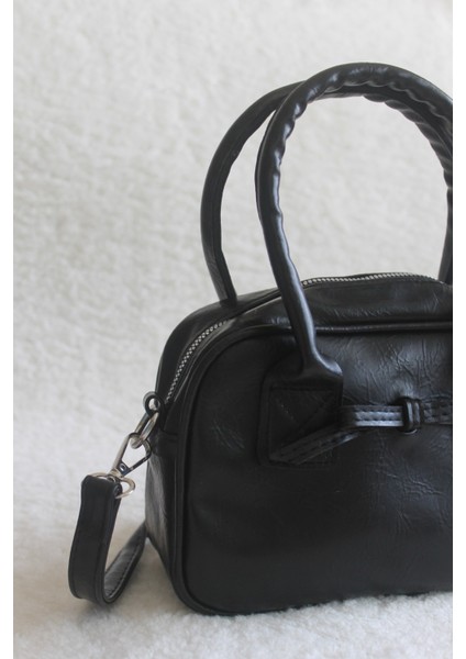 Cesy Kurdele Detaylı El ve Çapraz Çanta indirimleri