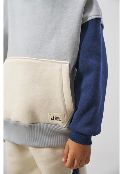 Renk Bloklu Kapşonlu Erkek Çocuk Alt Üst Eşofman Takımı fırsatları