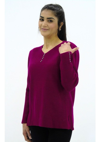 Yaka ve Kol Taş Detaylı Triko Kazak