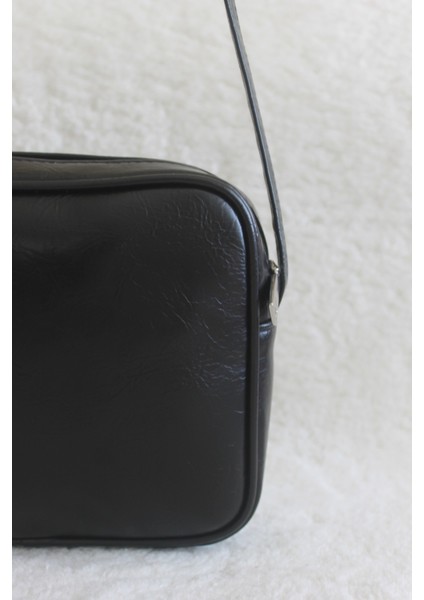 Perra Siyah Çapraz Çanta indirimleri