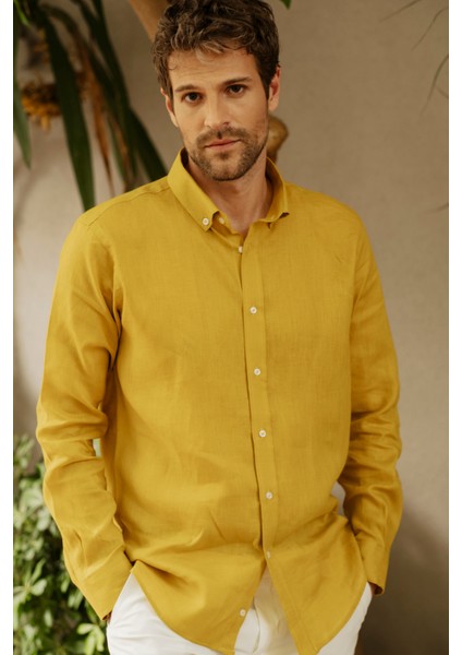 Erkek %100 Keten Hardal Rengi Düğmeli Yaka Modern Fit Cepsiz Gömlek indirimleri