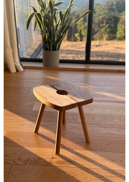 Almond Dekoratif Masif Ceviz Ahşap Yan Sehpa - Tabure