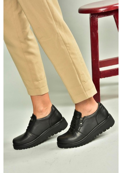 U555040403 Siyah Hakiki Deri Günlük Kadın Ayakkabı fiyatları
