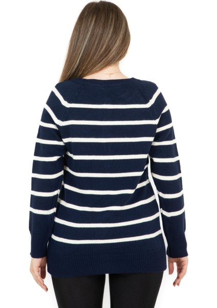 Çizgili Geniş Patlı Yakalı Kazak Lacivert indirimleri