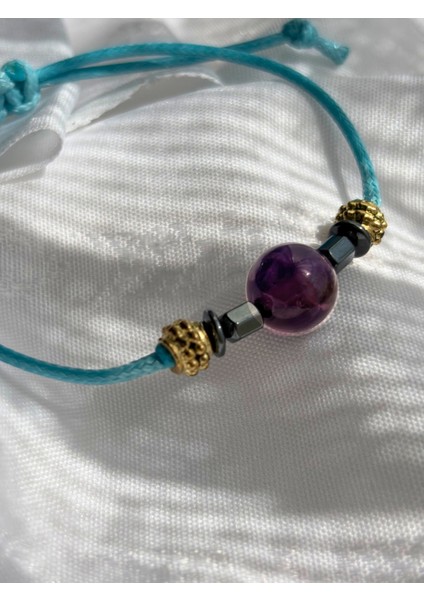 Küre Kesim Ametist Doğal Taşlı Ayarlanabilir Makrome Kadın Bileklik - Mor Kırmızı Turkuaz Ip