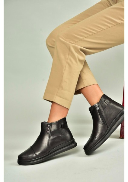 V555070403 Siyah Hakiki Deri Kadın Bot