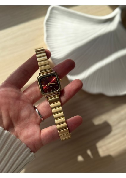 Retro Minimal Metal Kordon Vintage Kadın Kol Saati fırsatları