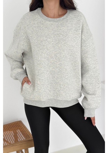 Kadın Oversize Sweatshirt – Rahat Kesim ve Günlük Stil fiyatları