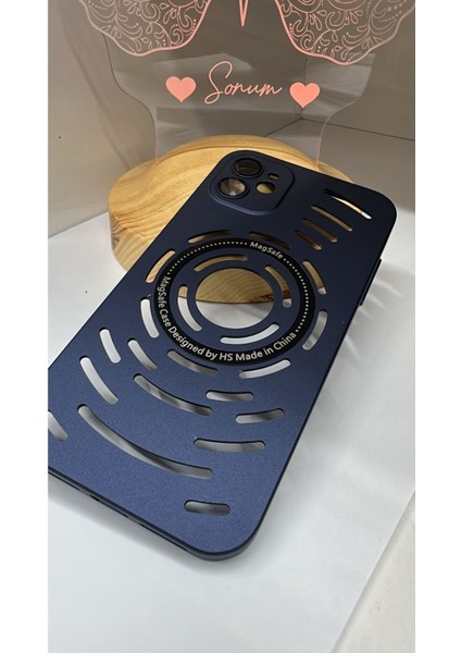 Iphone 14 Nefes Alabilen Mage Safe Özellikli Kılıf fiyatları