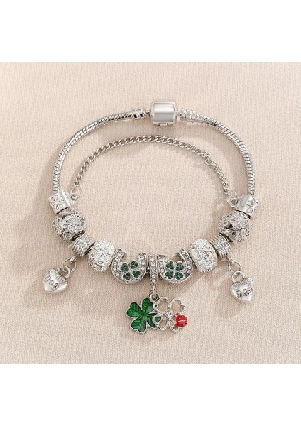 Pandora Tarz , Trend Yeşil Yonca My Dog Kalp Sevgi Temalı Charmlı Bileklik, Ahşap Kutu Içerisinde fırsatları