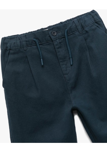 Pamuklu Düğme Detaylı Lacivert Erkek Çocuk Pantolon 6WKB40009TW modelleri