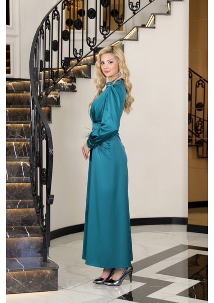 Tesettür Abiye Saten Lara modelleri