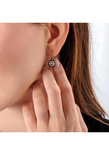 Minimal Gül Bakır El Yapımı Kristal Taşlı Kararma Yapmaz Kadın Küpe Kutulu