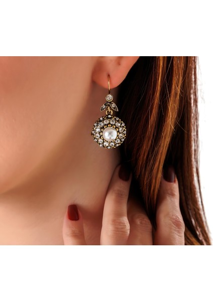 Kraliyet Çehresi Inci Bakır El Yapımı Kristal Taşlı Kararma Yapmaz Kadın Küpe Kutulu