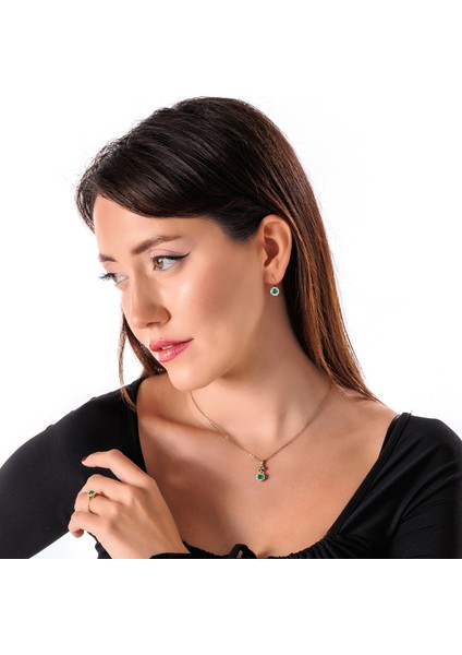 Zamansız Pırıltı Yeşil Bakır El Yapımı Kristal Taşlı Kararma Yapmaz Kadın Küpe Kutulu fiyatları