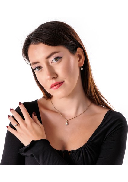 Zamansız Pırıltı Bakır El Yapımı Kristal Taşlı Kararma Yapmaz Kadın Küpe Kutulu fiyatları