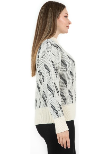 Bisiklet Yaka Yürütmeli Kazak Ekru fırsatları