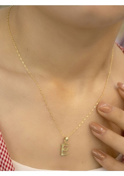 ZEYNEPLİ GOLD 14 Ayar Altın Küçük Füzyon E Harfli Kolye modelleri