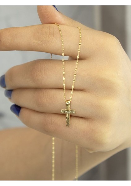 ZEYNEPLİ GOLD 14 Ayar Altın Küçük Füzyon T Harfli Kolye fırsatları