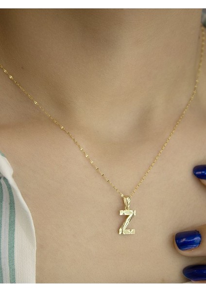 ZEYNEPLİ GOLD 14 Ayar Altın Küçük Füzyon Z Harfli Kolye