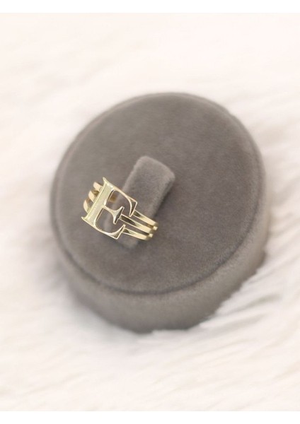 ZEYNEPLİ GOLD 14 Ayar Altın Kaburga E Harfli Yüzük modelleri