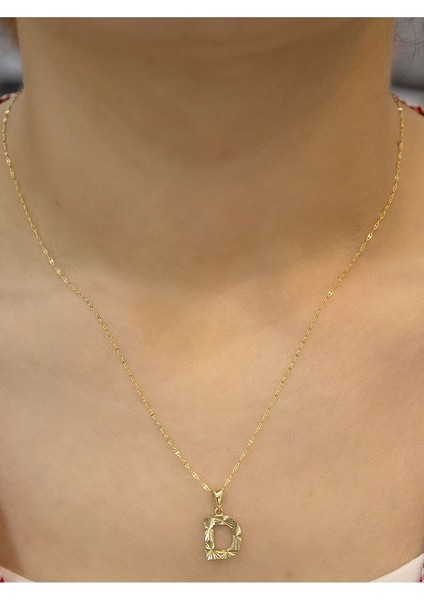 ZEYNEPLİ GOLD 14 Ayar Altın Küçük Füzyon D Harfli Kolye modelleri