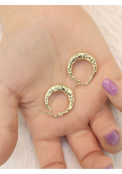 14 Ayar Altın Labirent Desenli Hilal Küpe modelleri