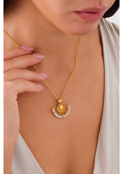 14 Ayar Altın Yelpaze Kolye