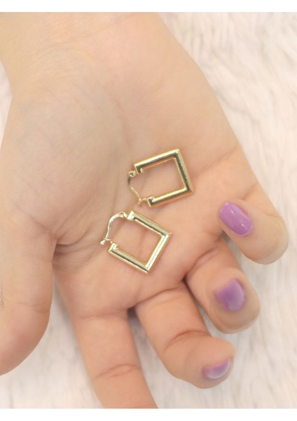 14 Ayar Altın Kare Soft Küpe fırsatları