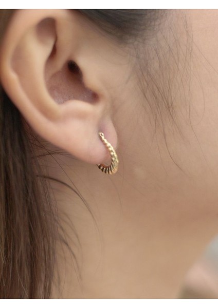 14 Ayar Altın Küçük Midye Hilal Küpe fiyatları