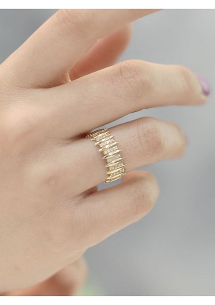 14 Ayar Altın Sıralı Mızrak Yüzük fiyatları