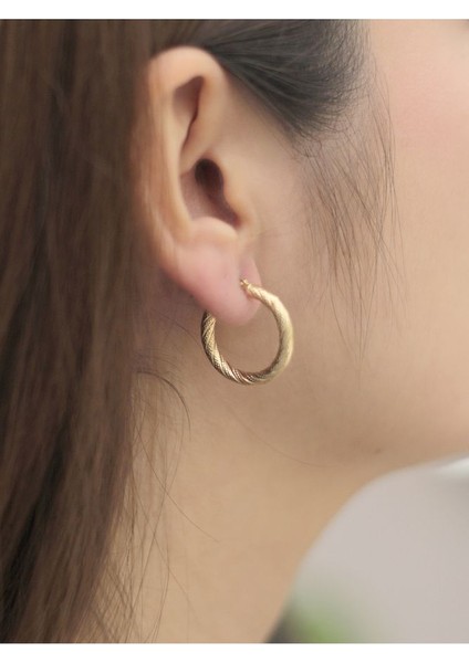 14 Ayar Altın Kendinden Desenli Hasır Küpe fiyatları