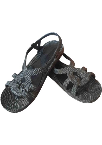 Kaydirmaz Plastik Sandalet