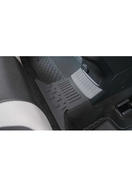 Volkswagen T-Roc 2019+ 4.5D Havuzlu Paspas Siyah