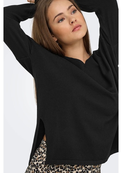 Kadın Onlamalıo Oversize V Yaka Örme Kazak 15340735 Siyah fiyatları