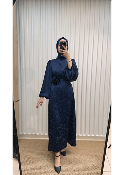 Gül Kuşaklı Taşlı Saten Abiye