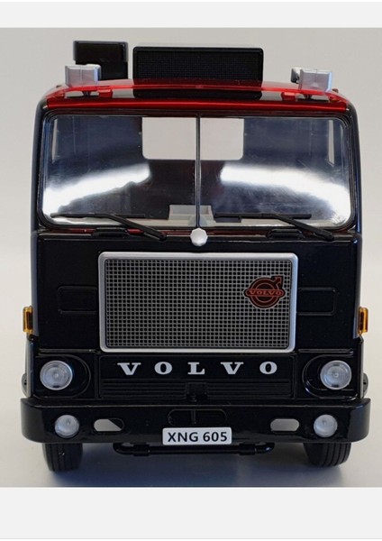 1:18 Volvo F88 Jps – Limited Edition 250 Adet Model Tır modelleri