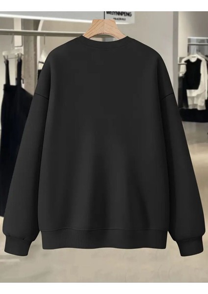 Leopar Desenli Kurdele Baskılı Bisiklet Yaka Siyah Sweatshirt fiyatları