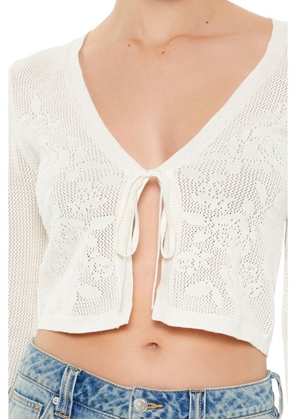 Çiçek Desenli Tığ Hırka