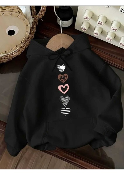 Beşli Dik Kalp Baskılı Kapüşonlu Cepli Içi Yünlü Siyah Sweatshirt