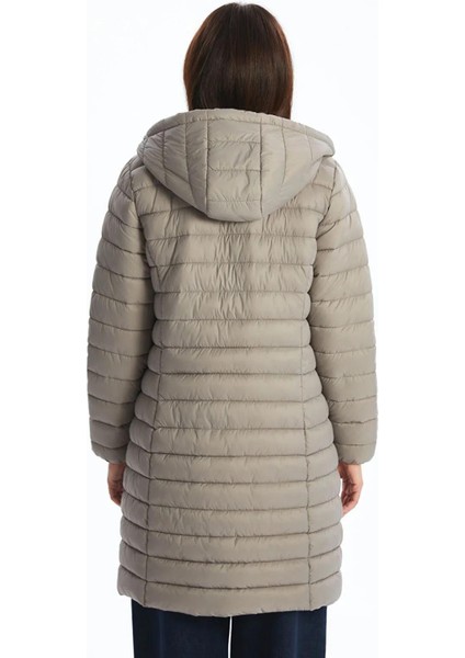 Lcwaıkıkı Classic Kapüşonlu Kadın Şişme Mont (W5) fiyatları