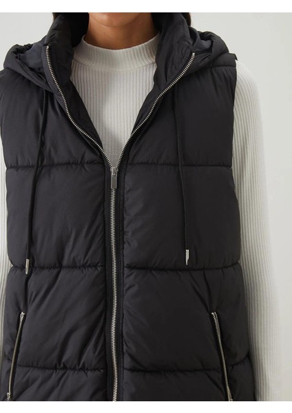 Lcw Modest Kapüşonlu Kadın Şişme Yelek (W5) modelleri