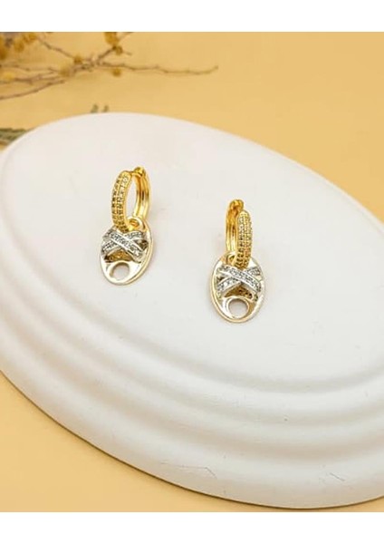 Gömme Taşlı Gold Düğme Küpe modelleri