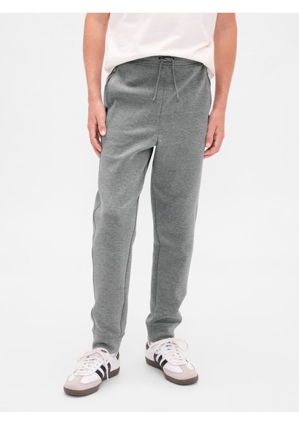 Erkek Çocuk Gri Gapfit Tech Hızlı Kuruyan Eşofman Altı modelleri